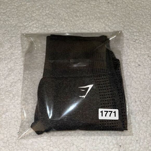 Gymshark Women’s Charcoal Heathered Gray 7/8 Ankle Size Small EUC - Picture 10 of 10